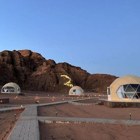 Night Magic Camp Hotel Wadi Rum Buitenkant foto
