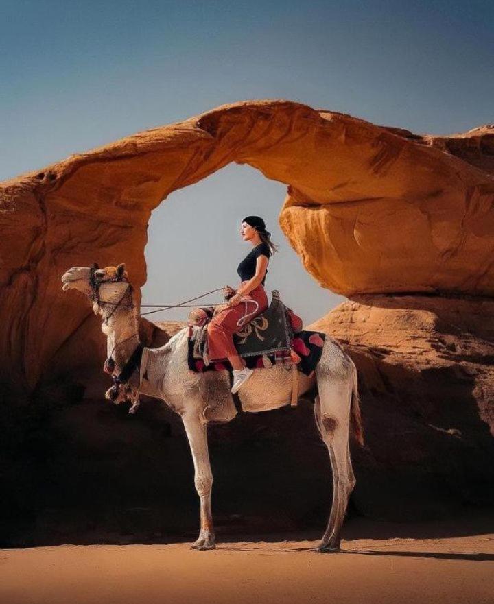 Night Magic Camp Hotel Wadi Rum Buitenkant foto